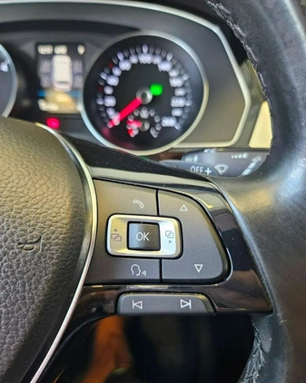 Volkswagen Passat cena 55900 przebieg: 157350, rok produkcji 2016 z Brok małe 631